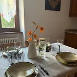 Apartment Casa Chiara Mandello del Lario